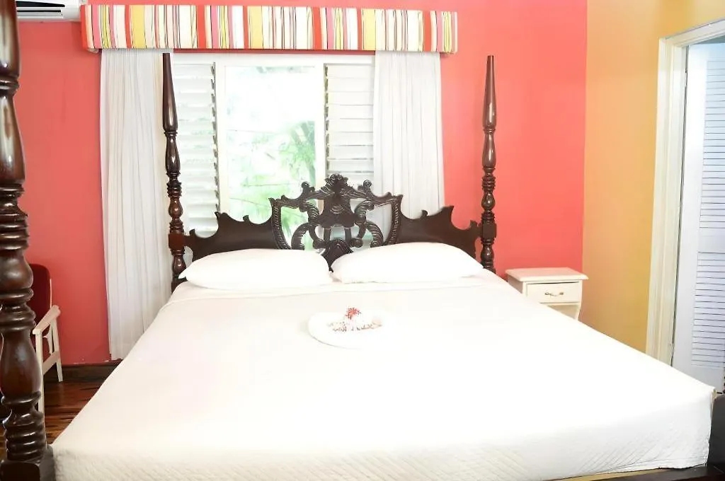 Gold Nugget Hotel Negril