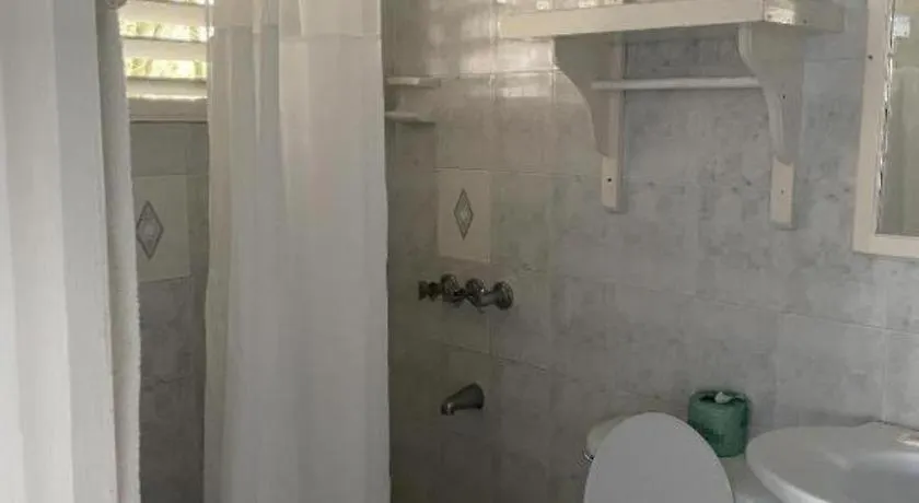 Gold Nugget Hotel Νεγκρίλ Τζαμάικα