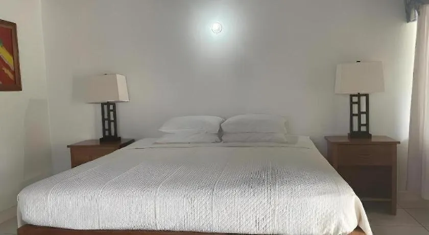 ***  Gold Nugget Hotel Νεγκρίλ Τζαμάικα